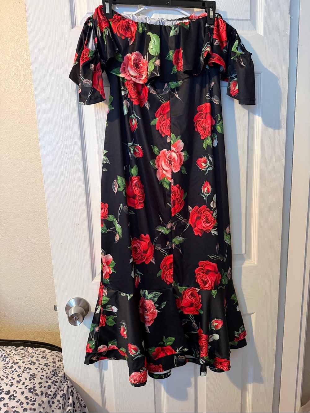 Source Unknown Black Maxi Dress with Red Rose Print